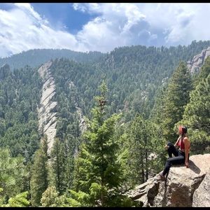 Meet your Posher, Lia